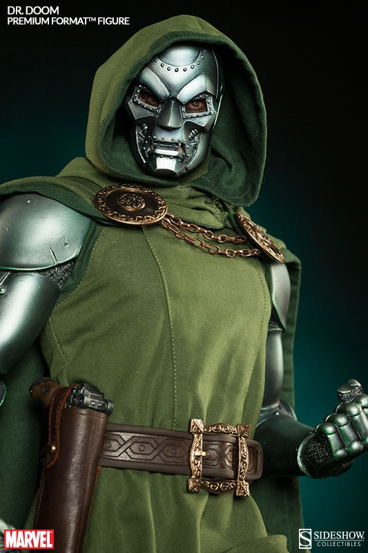 Sideshow - Premium Format™ Figure - Doctor Doom