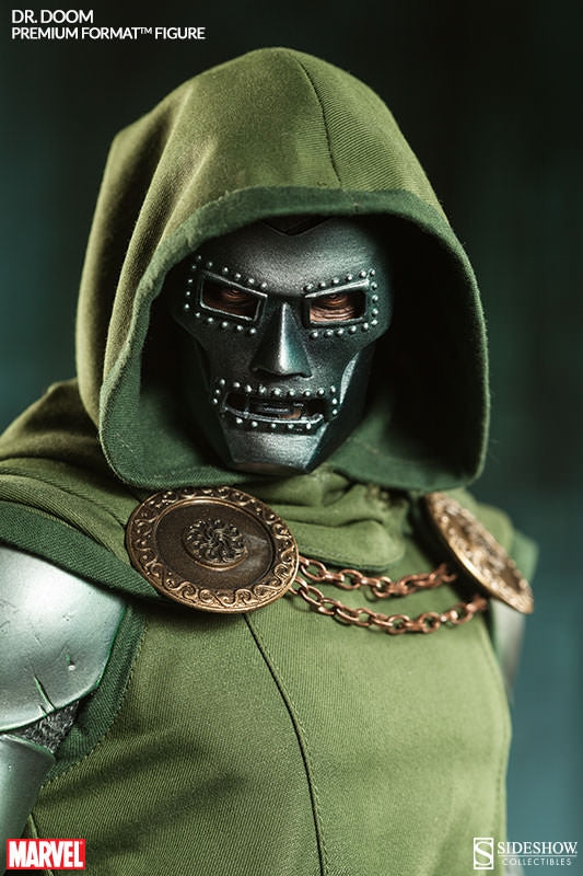 Sideshow - Premium Format™ Figure - Doctor Doom