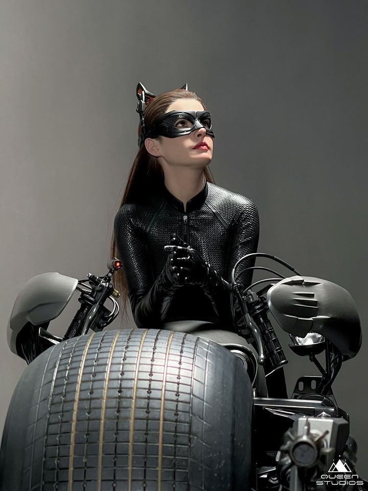 Queen Studios - Catwoman  1/3 scale