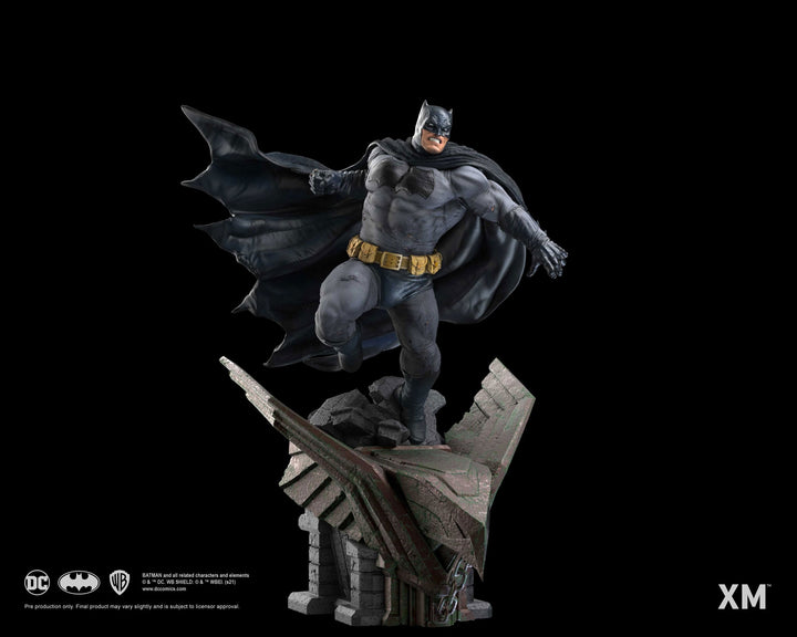 [Pre-Order] XM Studios - DC Comics - 1/6 Scale Batman: The Dark Knight Returns Premium Statue