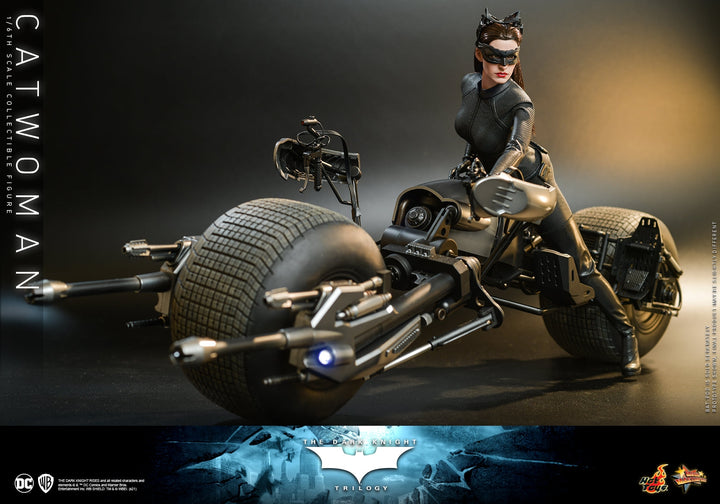 Hot Toys - Hot Toys - MMS627 - The Dark Knight Trilogy - 1/6th scale Catwoman Collectible Figure