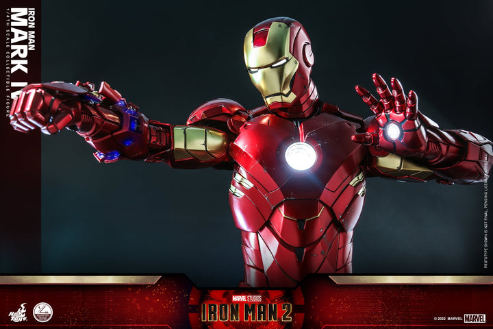 [Pre-Order] Hot Toys - ACS012 - Iron Man 2 - 1/4th scale Suit-Up Gantry Collectible