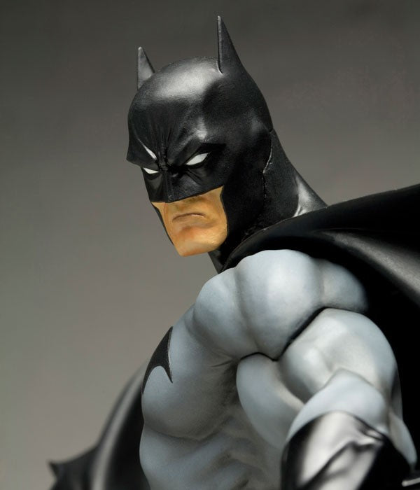 Kotobukiya - ARTFX Statue - DC Comic Batman Black Costume