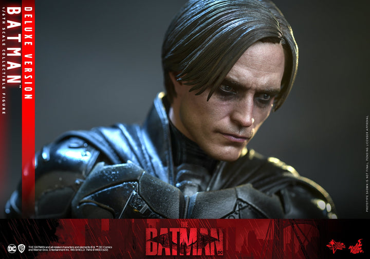 [Pre-Order] Hot Toys - MMS638 - The Batman - 1/6th scale Batman Collectible Figure