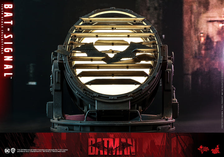 Hot Toys - MMS640 - The Batman - 1/6th scale Bat-Signal Collectible