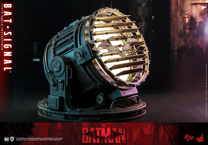 Hot Toys - MMS640 - The Batman - 1/6th scale Bat-Signal Collectible