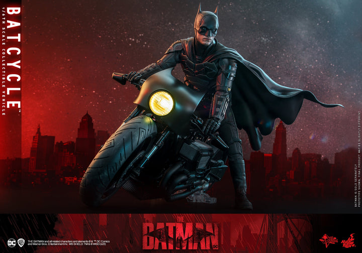 [Pre-Order]Hot Toys - MMS641 - The Batman - 1/6th scale Batman and Bat-Signal Collectible Set