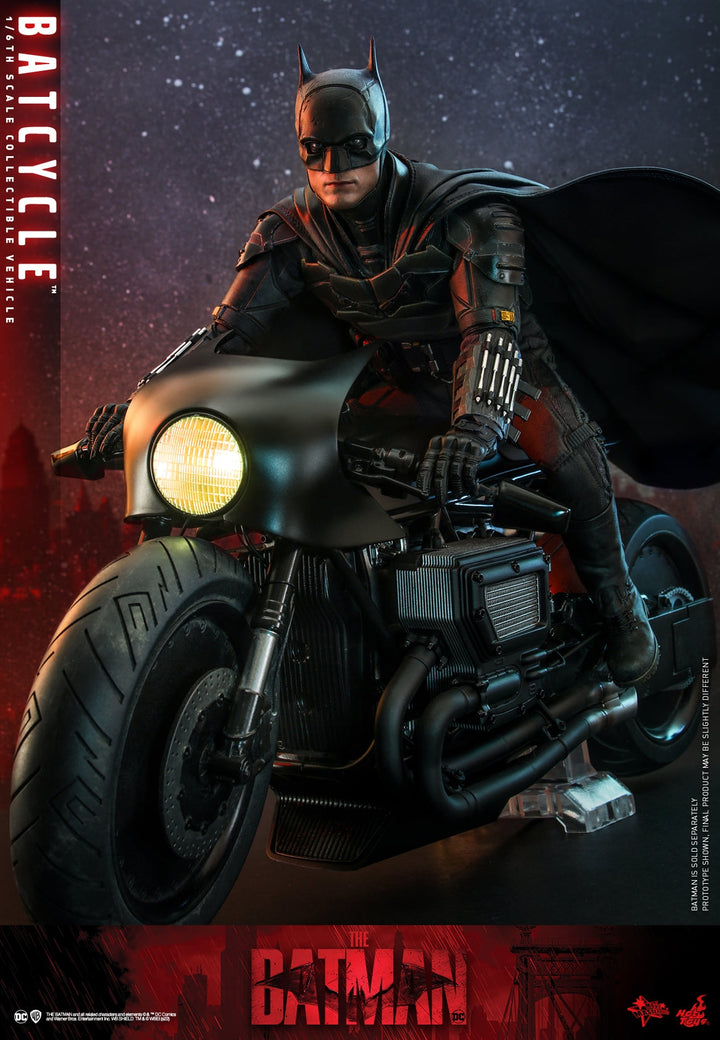 [Pre-Order]Hot Toys - MMS641 - The Batman - 1/6th scale Batman and Bat-Signal Collectible Set