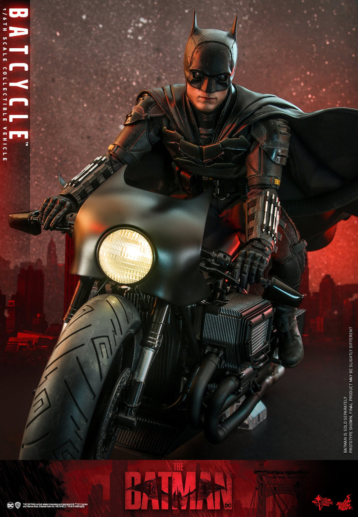 [Pre-Order]Hot Toys - MMS641 - The Batman - 1/6th scale Batman and Bat-Signal Collectible Set