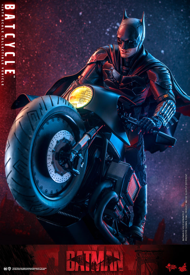 [Pre-Order]Hot Toys - MMS641 - The Batman - 1/6th scale Batman and Bat-Signal Collectible Set