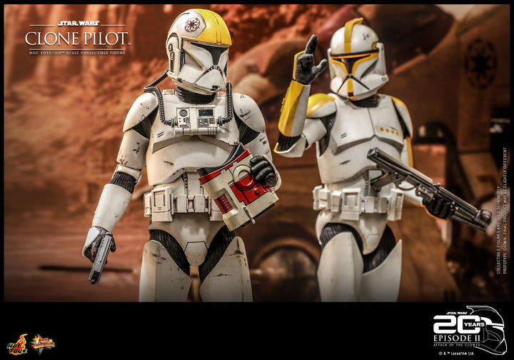 [Pre-Order] Hot Toys - MMS647 - Star Wars Episode II: Attack of the Clones - 1/6th scale Clone Trooper Collectible Figure