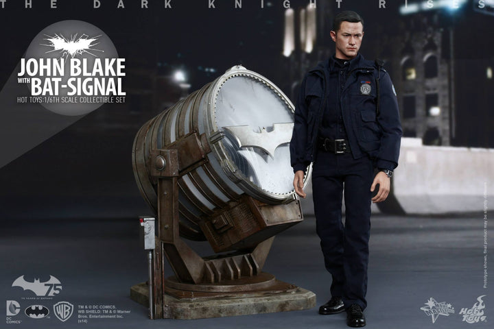 Hot Toys - The Dark Knight Rises -  John Blake with Bat-Signal Collectible Set 