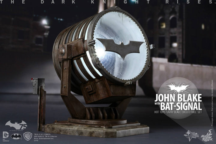 Hot Toys - The Dark Knight Rises -  John Blake with Bat-Signal Collectible Set 