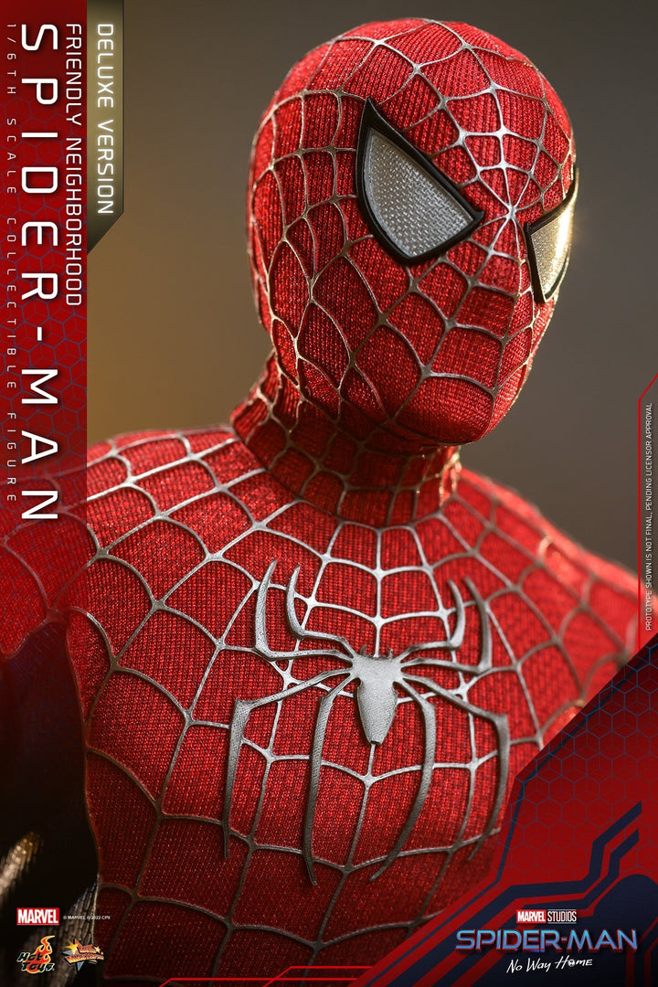 Hot Toys - MMS662 - Spider-Man: No Way Home - 1/6th scale Friendly Neighborhood Spider-Man Collectible Figure (Deluxe Version)