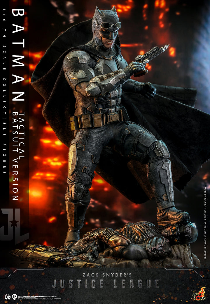 [Pre-Order] Hot Toys - TMS085 - Zack Snyder's Justice League - 1/6th scale Batman (Tactical Batsuit Version) Collectible Figure