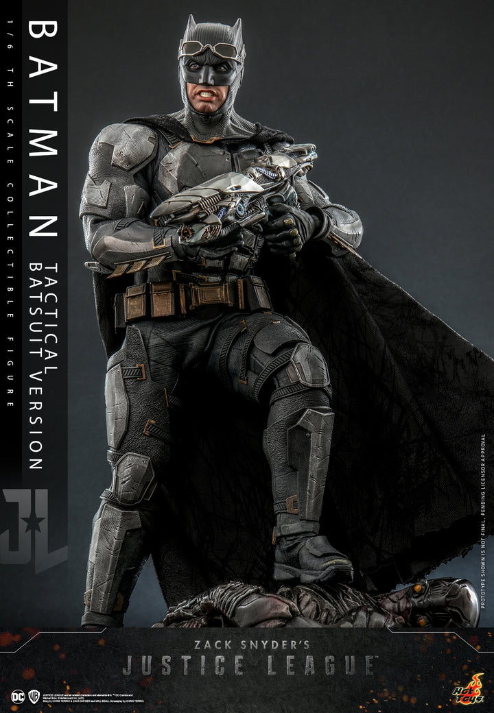 [Pre-Order] Hot Toys - TMS085 - Zack Snyder's Justice League - 1/6th scale Batman (Tactical Batsuit Version) Collectible Figure