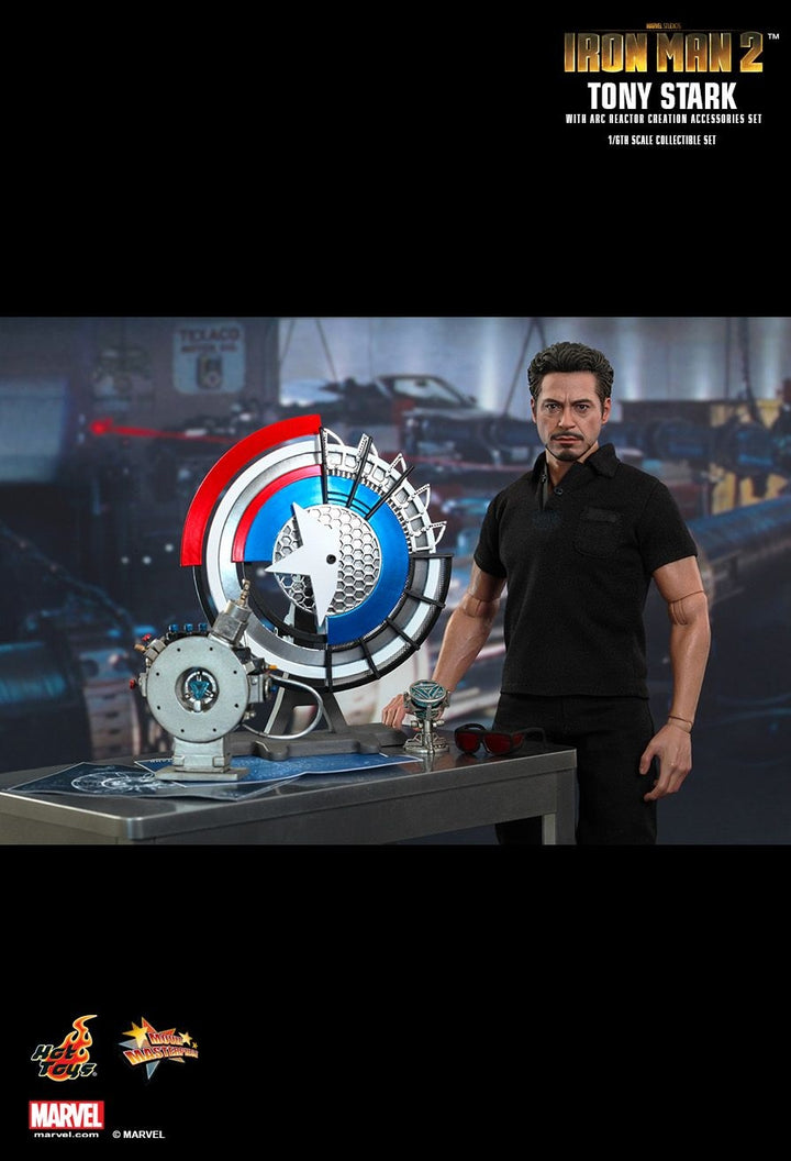 Hot Toys - Iron Man 2 - Tony Stark with Arc Reactor Creation Accessories Collectible Set