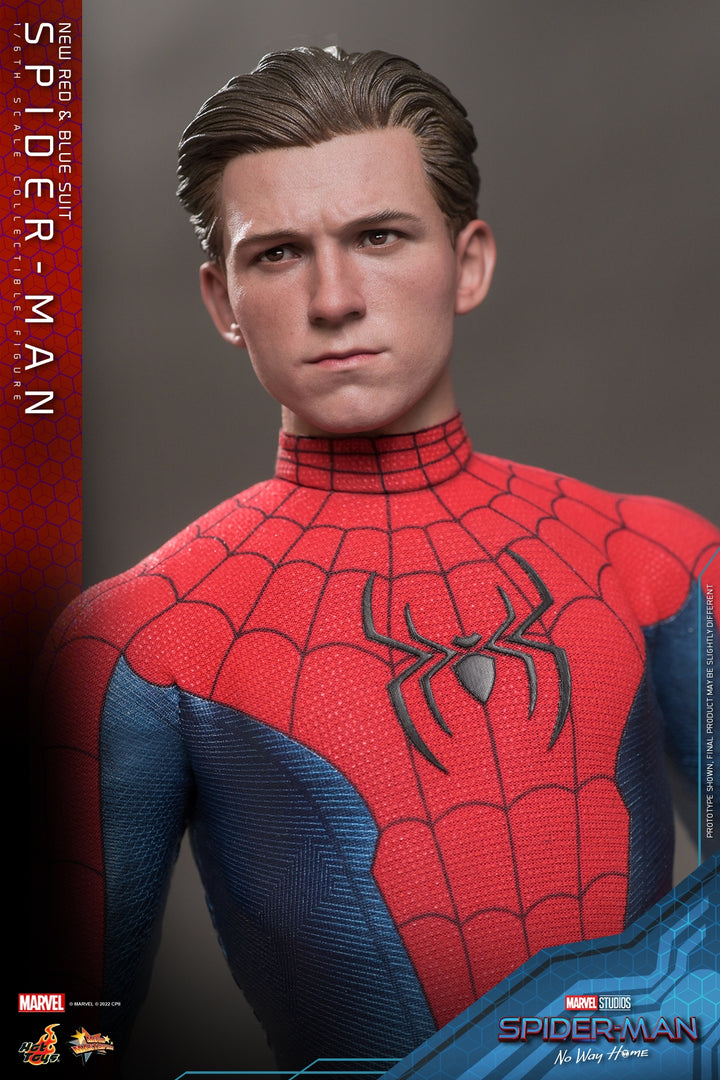 [Pre-Order] Hot Toys - MMS679 - Spider-Man: No Way Home - 1/6th scale Spider-Man (New Red and Blue Suit) Collectible Figure