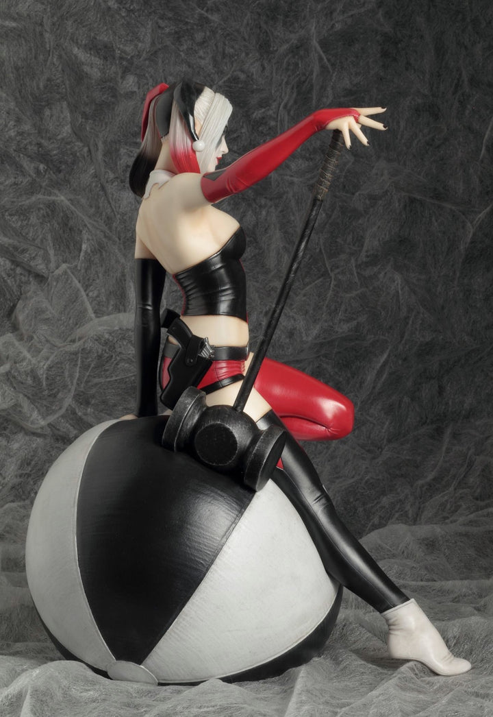 Yamato USA - Dc Comics Collection “harley Quinn” By Luis Royo