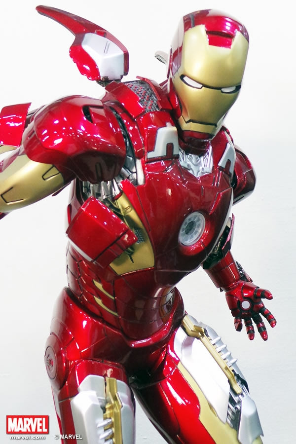 XM Studios - Premium Collectibles -Iron Man MARK VII