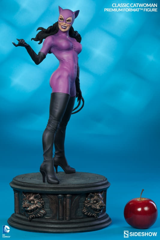  Sideshow - Premium Format™ - Classic Catwoman