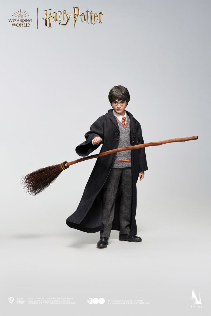 INART - 1/6 Harry Potter - Harry Potter Hogwarts Uniform 1/6 Collectible Figures (Std Version)