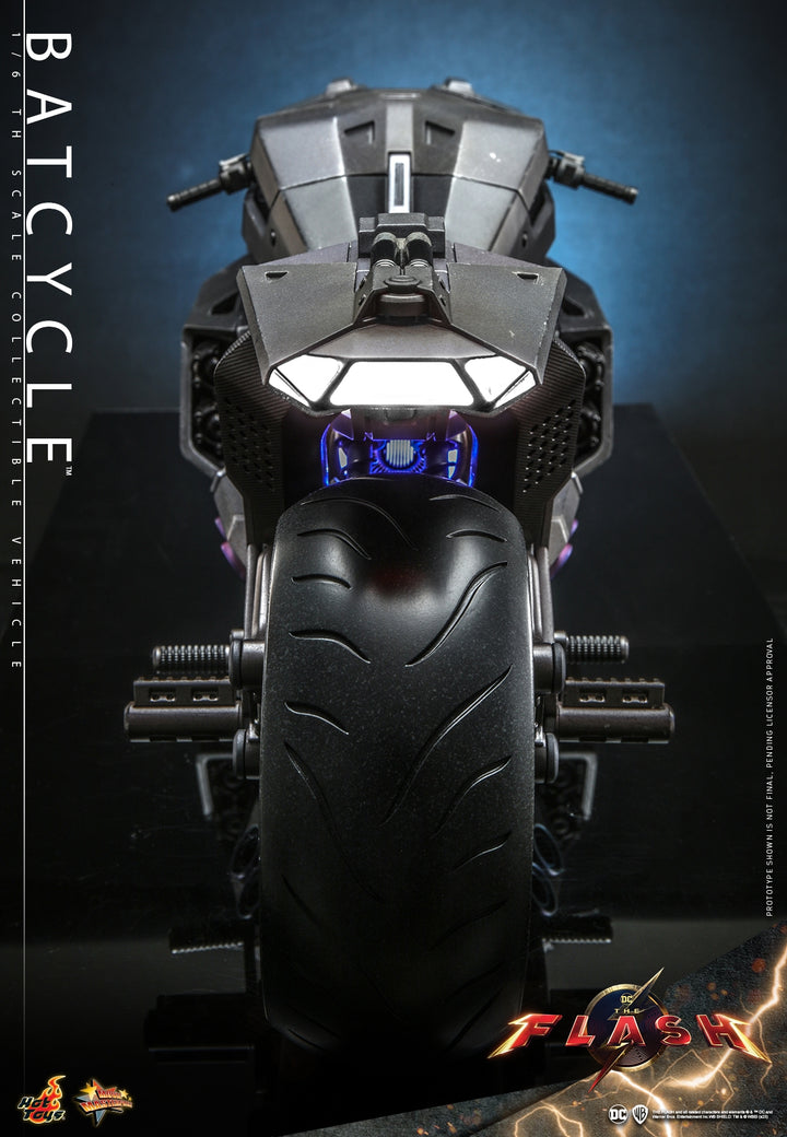 [Pre-Order] Hot Toys - MMS704 - The Flash - 1/6th scale Batcycle Collectible Vehicle