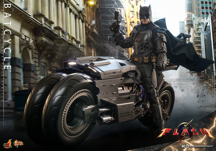 [Pre-Order] Hot Toys - MMS704 - The Flash - 1/6th scale Batcycle Collectible Vehicle