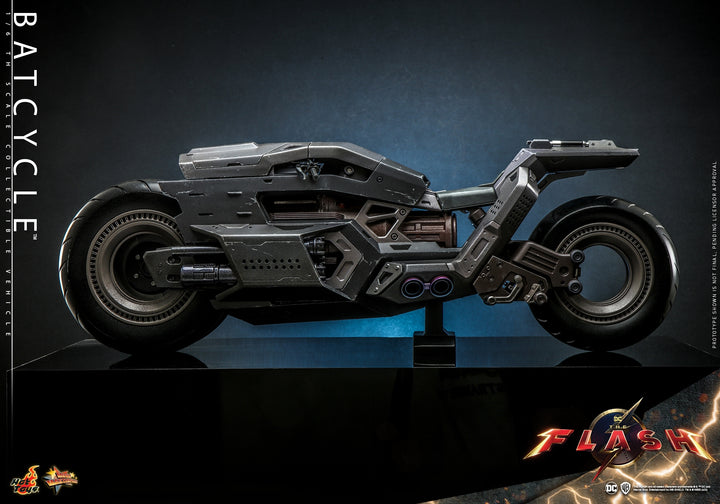 [Pre-Order] Hot Toys - MMS704 - The Flash - 1/6th scale Batcycle Collectible Vehicle