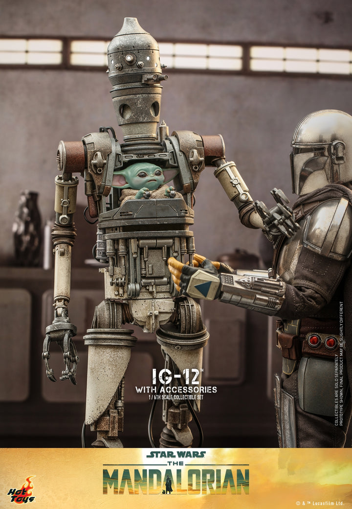 [Pre-Order] Hot Toys - TMS104 - Star Wars: The Mandalorian - 1/6th scale IG-12TM Collectible Figure