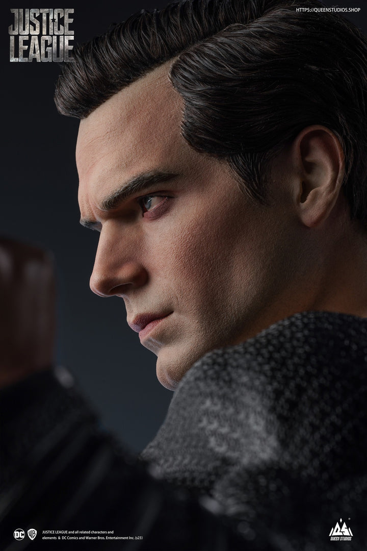 [Pre-Order] Queen Studios - SUPERMAN (HENRY CAVILL) BLACK SUIT 1/3 STATUE Regular Version