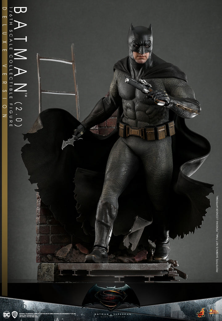 [Pre-Order] Hot Toys - MMS732 - Batman v Superman: Dawn of Justice - 1/6th scale Batman (2.0) Collectible Figure (Deluxe Ver.)