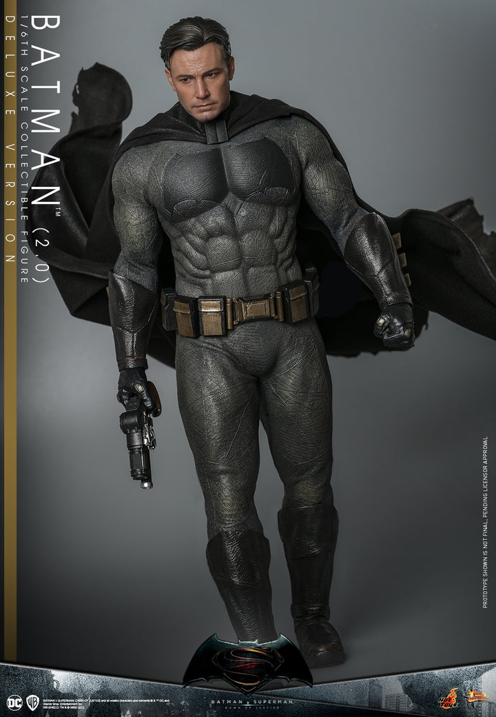 [Pre-Order] Hot Toys - MMS732 - Batman v Superman: Dawn of Justice - 1/6th scale Batman (2.0) Collectible Figure (Deluxe Ver.)