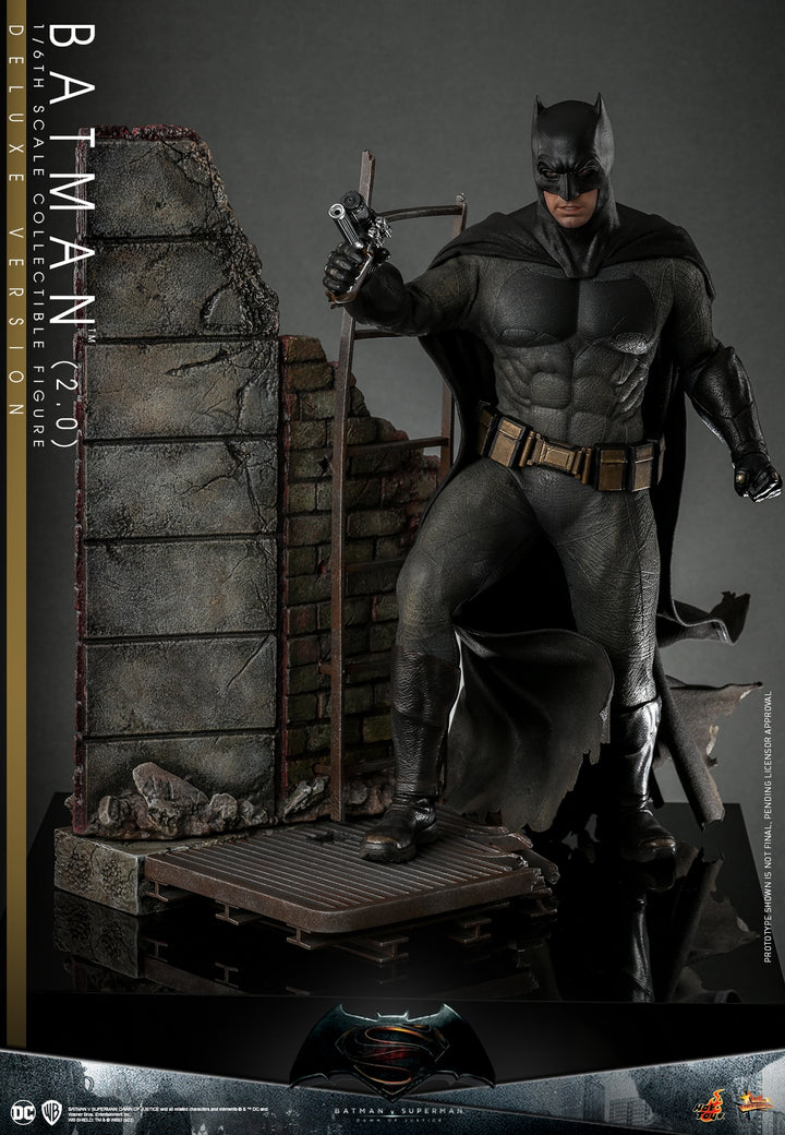 [Pre-Order] Hot Toys - MMS732 - Batman v Superman: Dawn of Justice - 1/6th scale Batman (2.0) Collectible Figure (Deluxe Ver.)