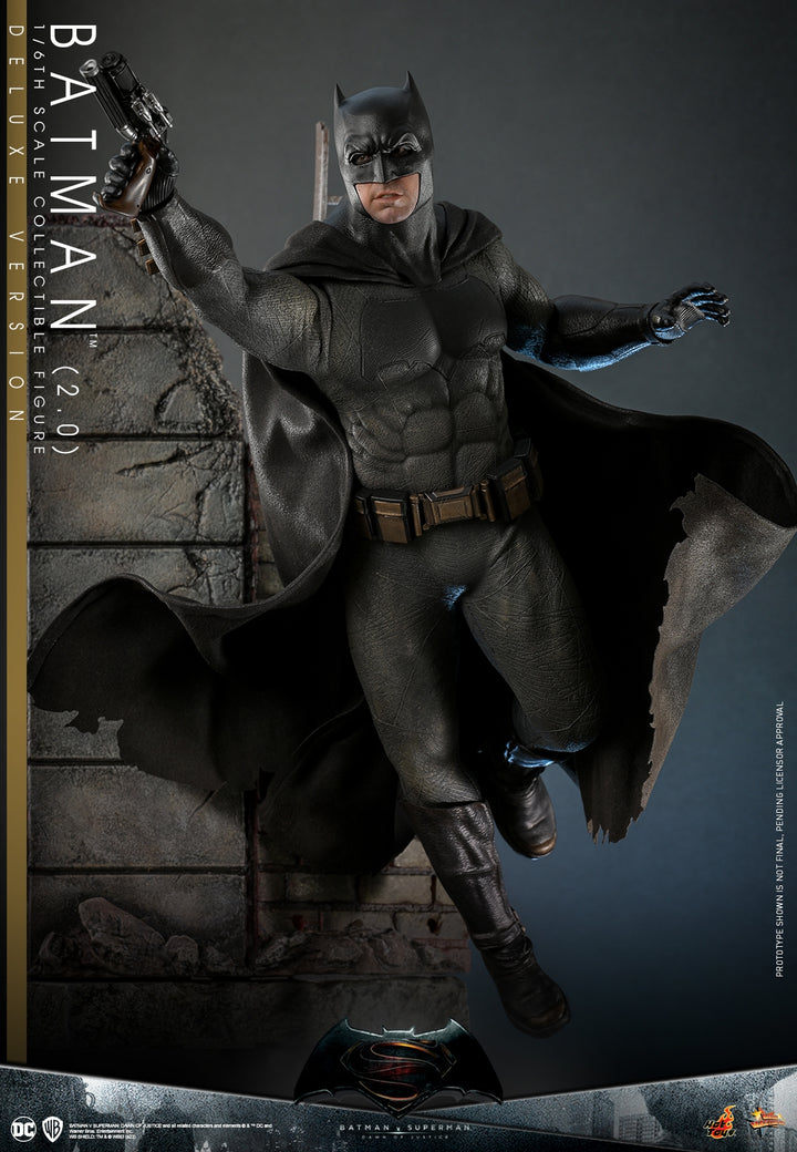 [Pre-Order] Hot Toys - MMS732 - Batman v Superman: Dawn of Justice - 1/6th scale Batman (2.0) Collectible Figure (Deluxe Ver.)