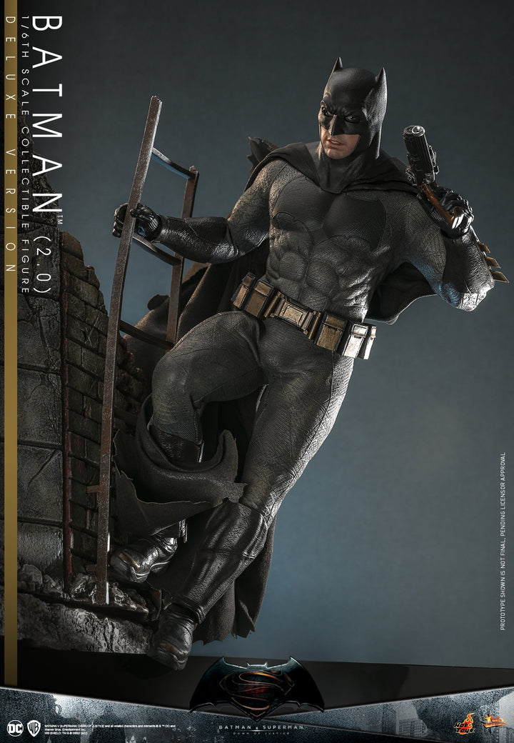 [Pre-Order] Hot Toys - MMS732 - Batman v Superman: Dawn of Justice - 1/6th scale Batman (2.0) Collectible Figure (Deluxe Ver.)