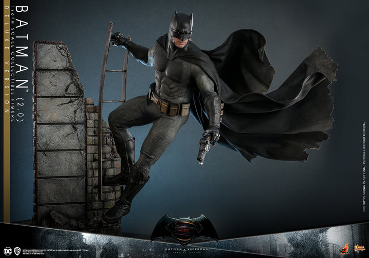 [Pre-Order] Hot Toys - MMS732 - Batman v Superman: Dawn of Justice - 1/6th scale Batman (2.0) Collectible Figure (Deluxe Ver.)