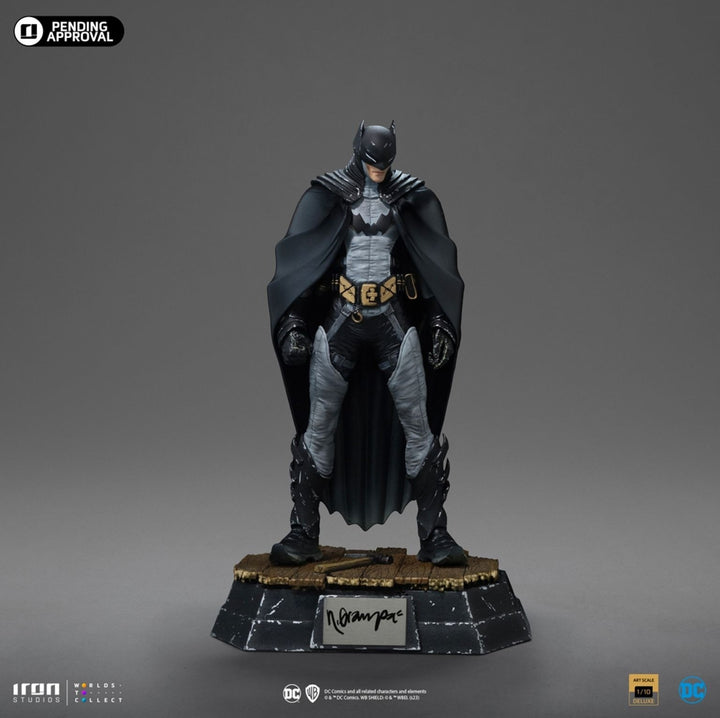 [Pre-Order] Iron Studios - Batman by Rafael Grampá Signed Version - DC Comics - Art Scale 1/10