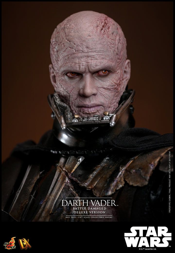 [Pre-Order] Hot Toys - DX44 - Star War - 1/6th scale Darth Vader (Battle Damaged) Collectible Figure