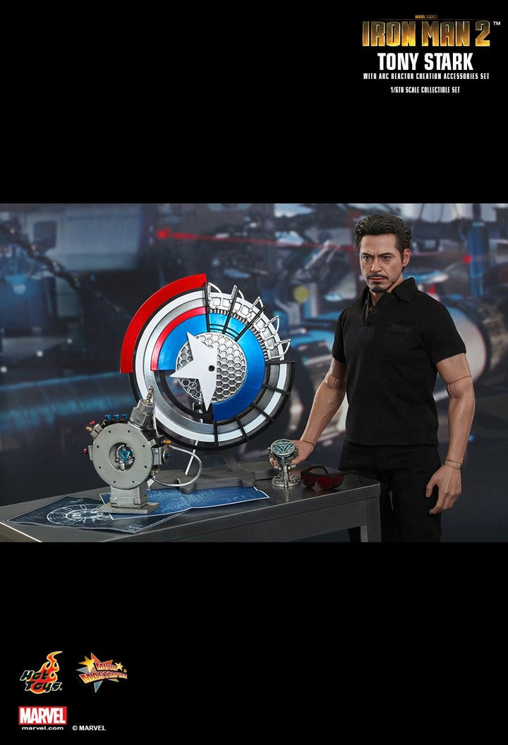 Hot Toys - Iron Man 2 - Tony Stark with Arc Reactor Creation Accessories Collectible Set